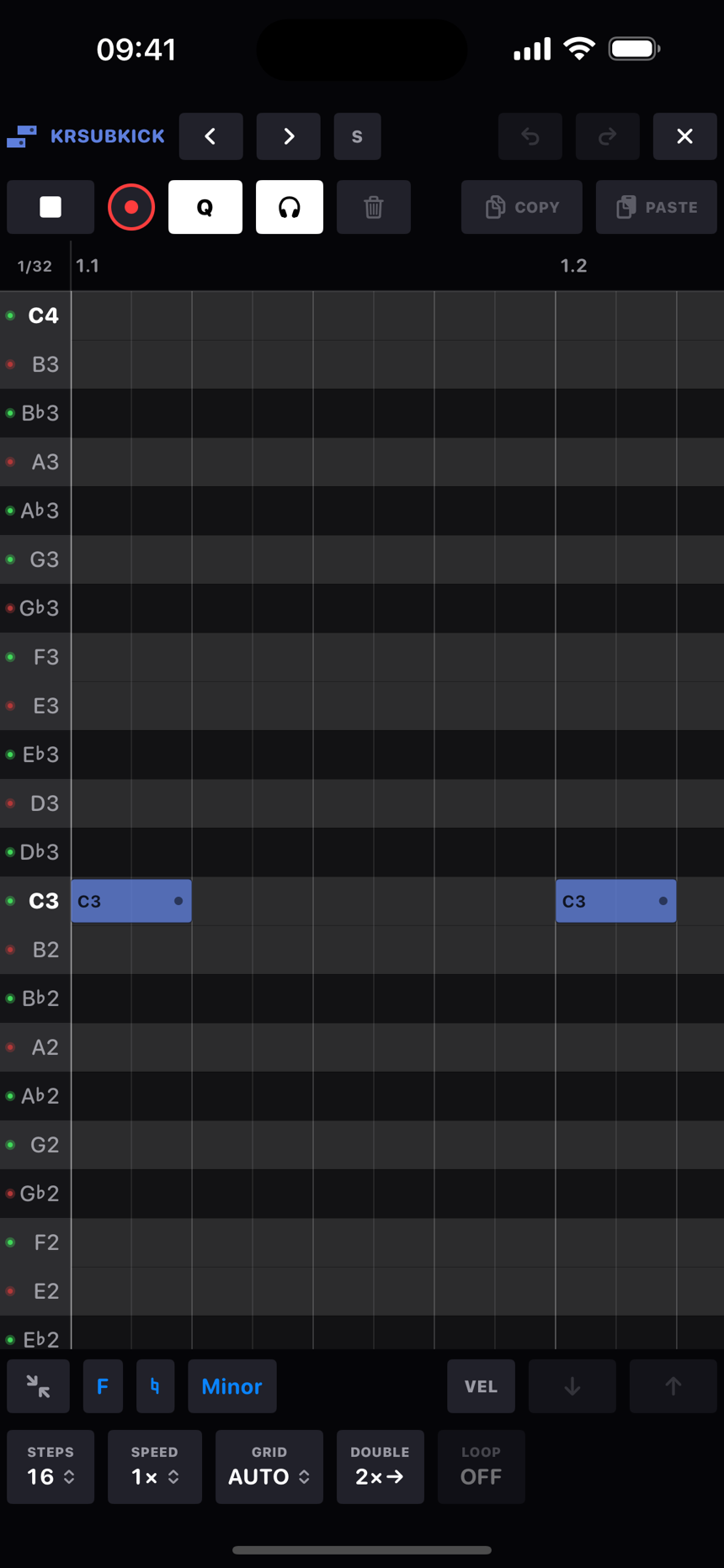 The piano roll in F minor: flats in the pitch gutter, note names green for pitches in the scale and red for the rest, F in bold, with the F ♮ Minor chips in the bottom bar